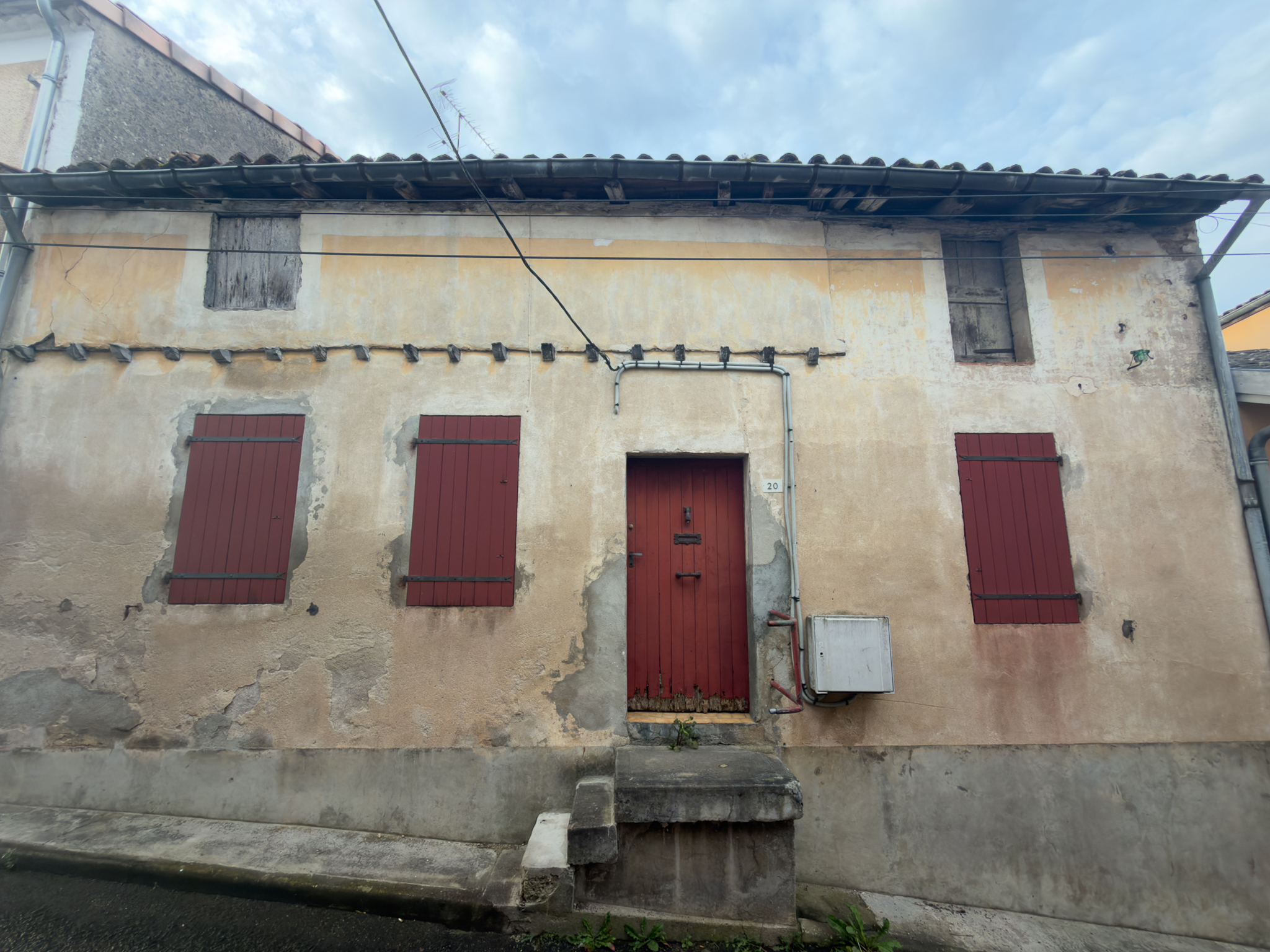 Façade jaune